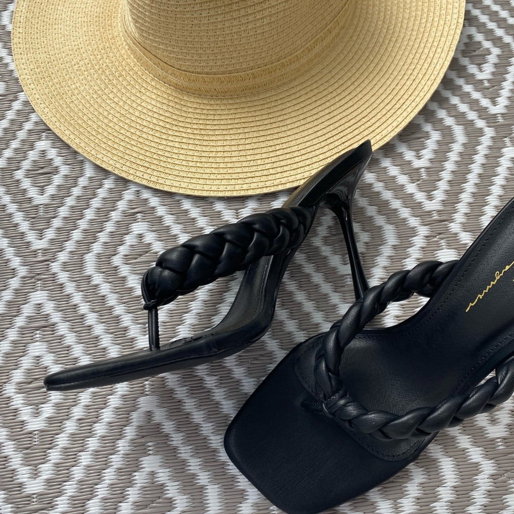 Braided design leather sandals - Picture 7 of 7